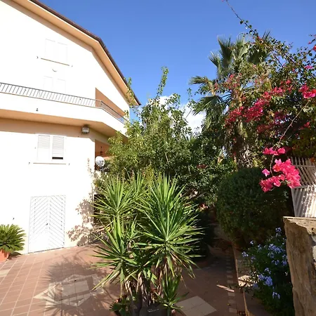 Holiday home Belvilla By Oyo Timpi Russi Bilo Mansarda